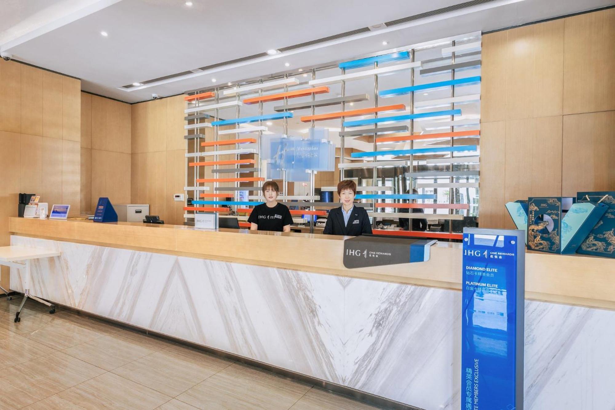 Holiday Inn Express Zhangye By Ihg Ngoại thất bức ảnh