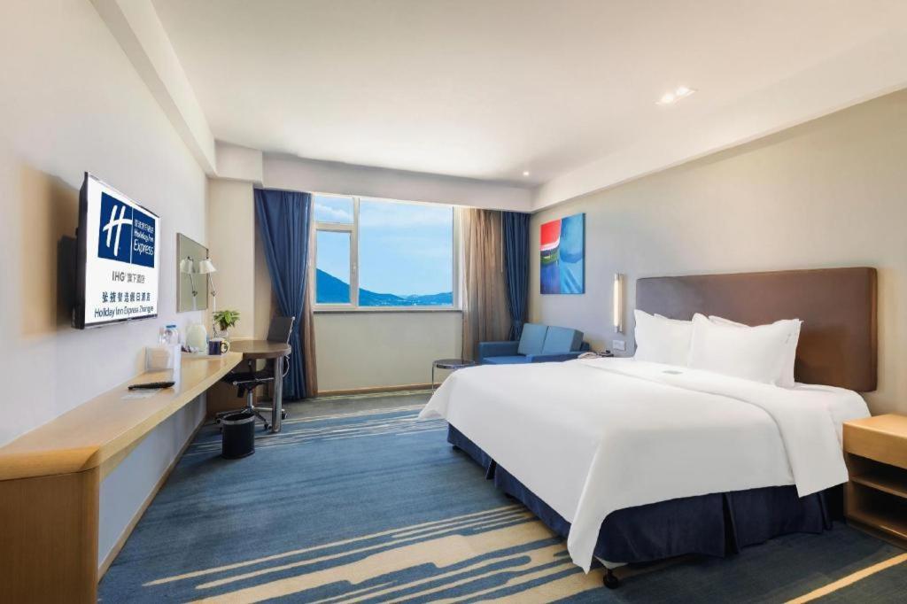 Holiday Inn Express Zhangye By Ihg Ngoại thất bức ảnh